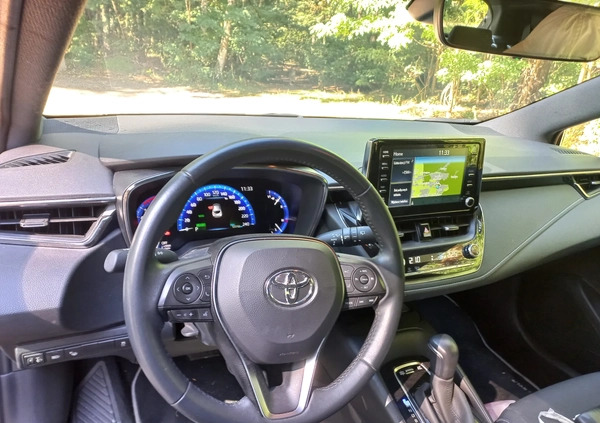 Toyota Corolla cena 89500 przebieg: 21200, rok produkcji 2021 z Murowana Goślina małe 106